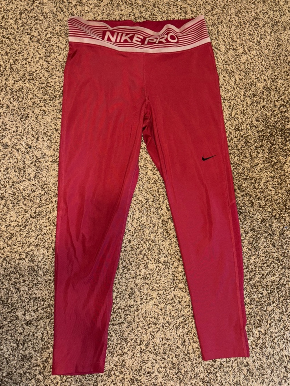 Women’s Nike pro legging capris